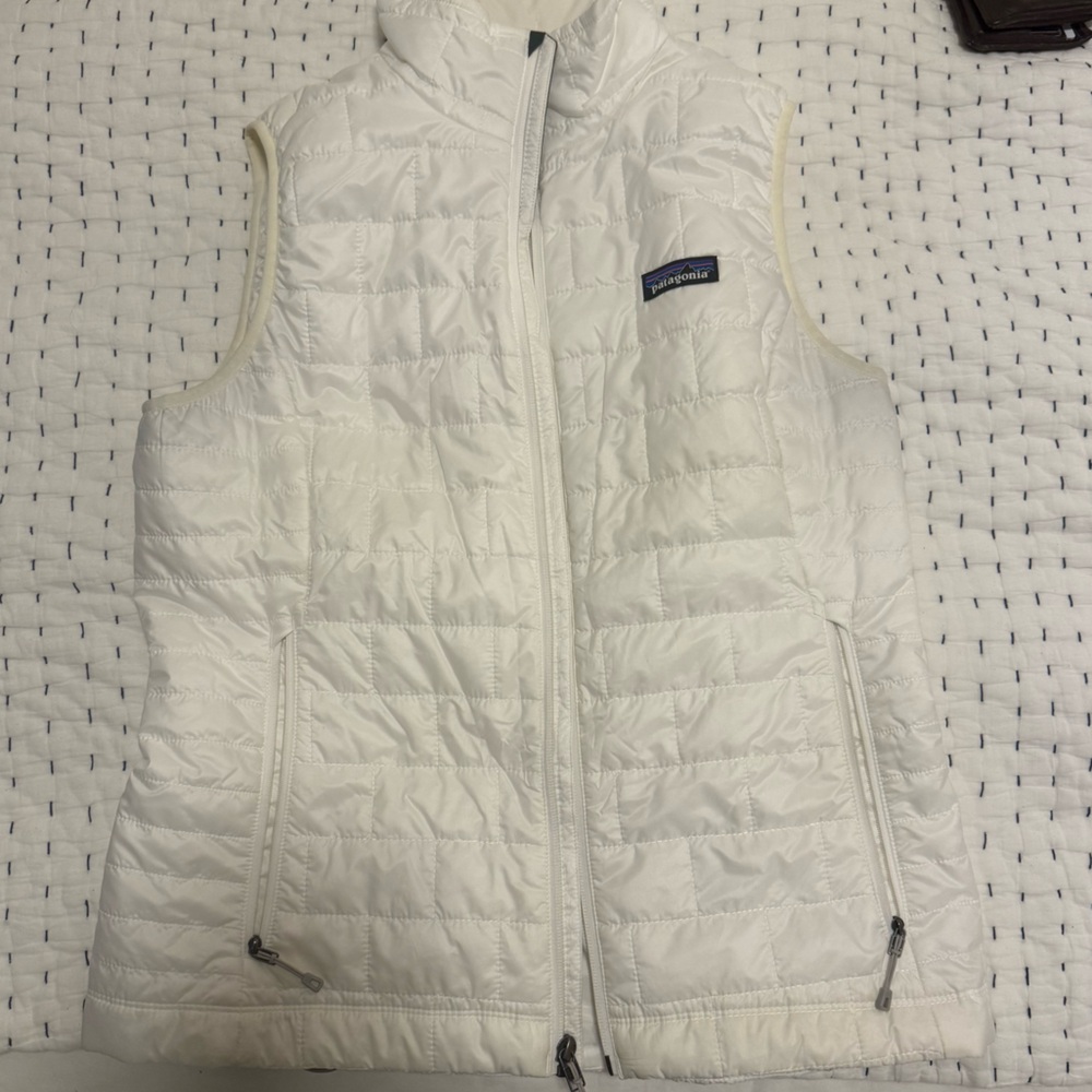 Patagonia White Quilted Vest